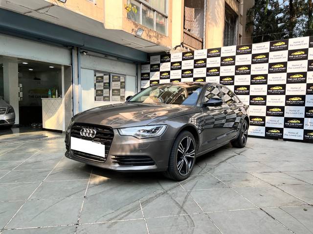 https://images10.gaadi.com/usedcar_image/4573658/original/processed_1fa3addd1a9f550be3887a62a8849a32.jpg?imwidth=6402