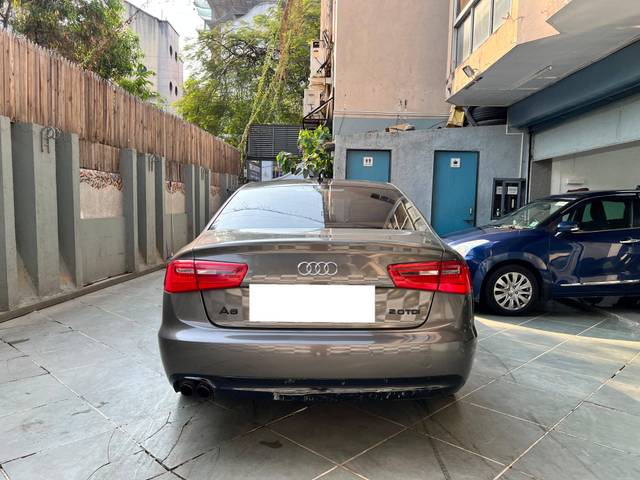 https://images10.gaadi.com/usedcar_image/4573658/original/processed_8ffbd5ec8697572693bbf798dce8423e.jpg?imwidth=6401
