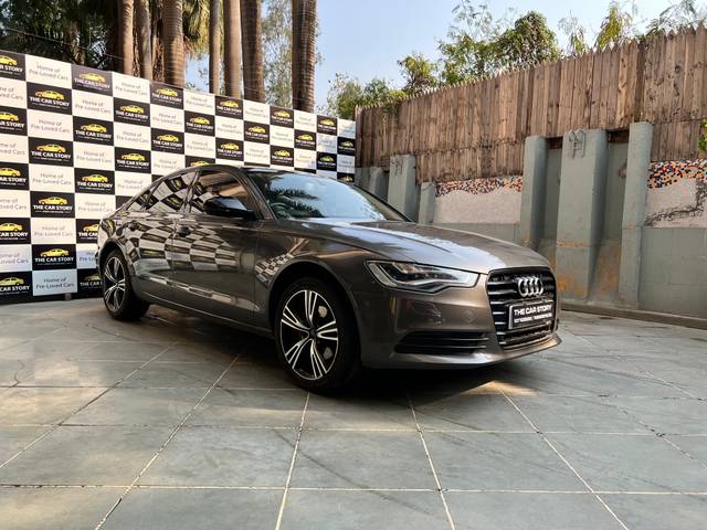 https://images10.gaadi.com/usedcar_image/4573658/original/processed_dfe91b0c6f575fd486506dd262202319.jpg?imwidth=6400