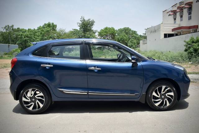 https://images10.gaadi.com/usedcar_image/4573679/original/bfca8c89de8748f04dd7606e89f9d629.jpg?imwidth=6401