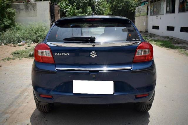 https://images10.gaadi.com/usedcar_image/4573679/original/processed_4023277f20ebe020a3a1d075cf2ed17a.jpg?imwidth=6402
