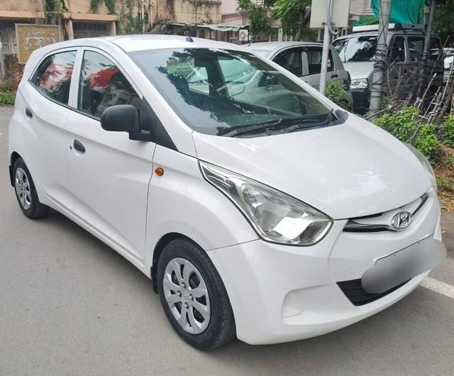 https://images10.gaadi.com/usedcar_image/4573689/original/39fed2b99ba0104ff4e45a48e6c31151.jpg?imwidth=6400