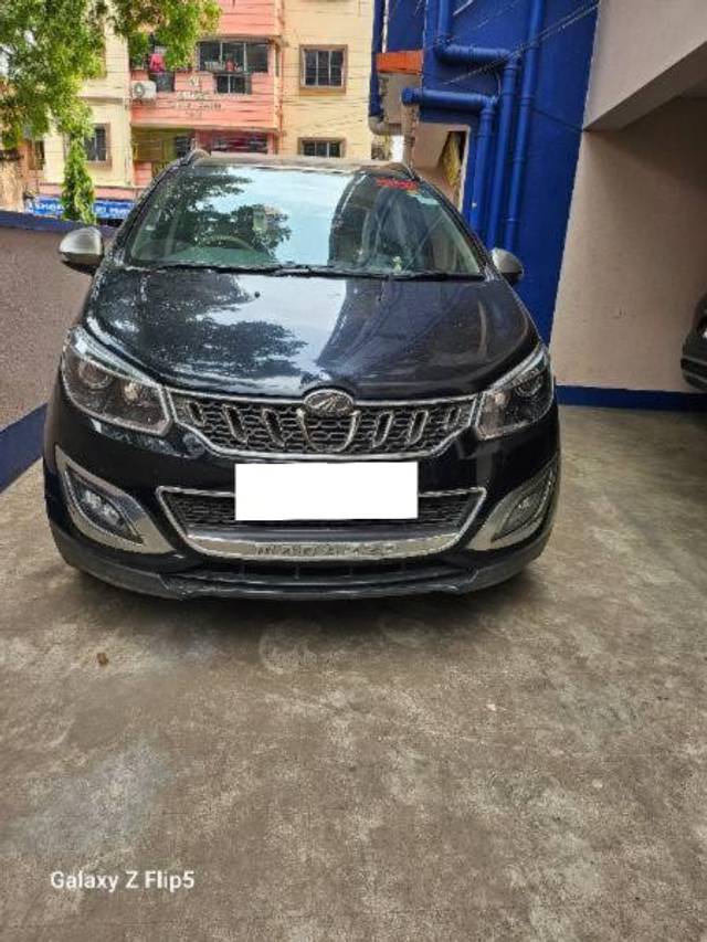 https://images10.gaadi.com/usedcar_image/4573691/original/processed_17b46c74-ce2d-4339-9790-15e7d67846ec.jpg?imwidth=6400