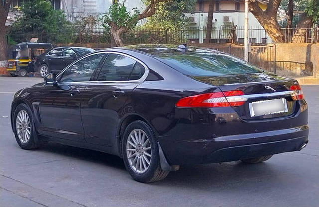 https://images10.gaadi.com/usedcar_image/4573708/original/processed_8c08f334f85b52335112e03725327a82.png?imwidth=6402