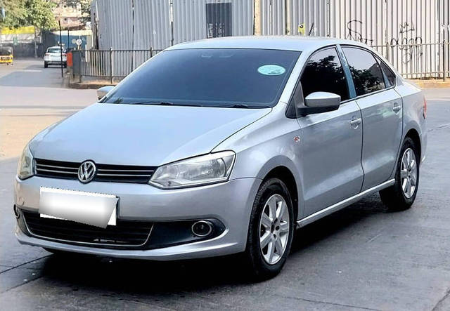 https://images10.gaadi.com/usedcar_image/4573711/original/processed_1bc648bae4076033a9245d61ca8cdbb6.png?imwidth=6402