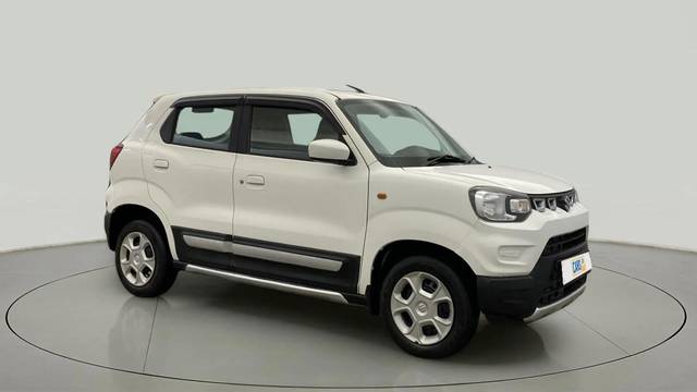 https://images10.gaadi.com/usedcar_image/4573721/original/45f2dba5a0d263d9add3d1f77e410447.jpg?imwidth=6400