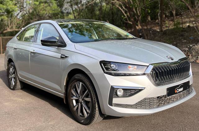 https://images10.gaadi.com/usedcar_image/4573727/original/processed_0f05ca961357c292977a03854160b72f.jpeg?imwidth=6400