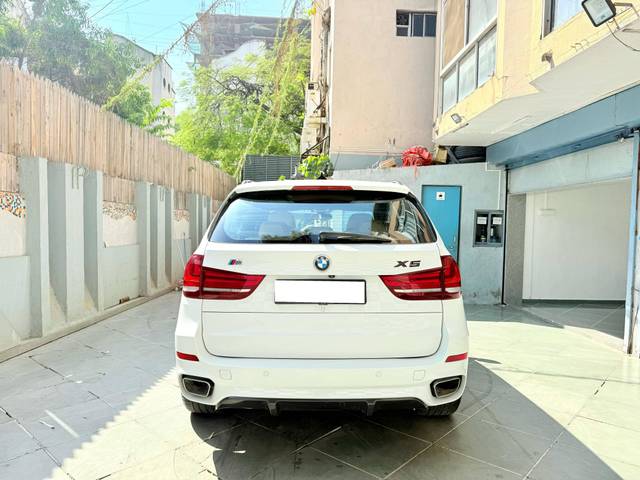https://images10.gaadi.com/usedcar_image/4573728/original/processed_663829fc6730d78e22eee3b8cb038ad6.jpg?imwidth=6401