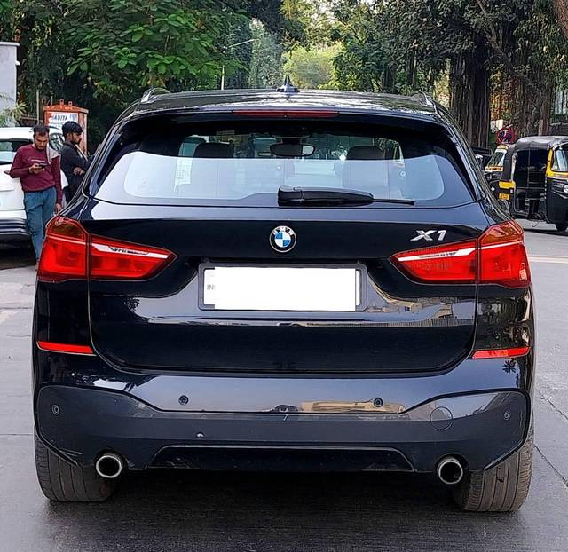 https://images10.gaadi.com/usedcar_image/4573741/original/processed_6bb6b0e2fcf35ee173d5dafbfd32274f.jpg?imwidth=6401