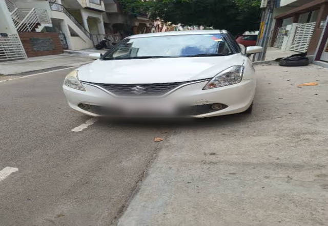 https://images10.gaadi.com/usedcar_image/4573761/original/10f9f2bd-1750-4bed-806e-eb6cefc4cf71.?imwidth=6400