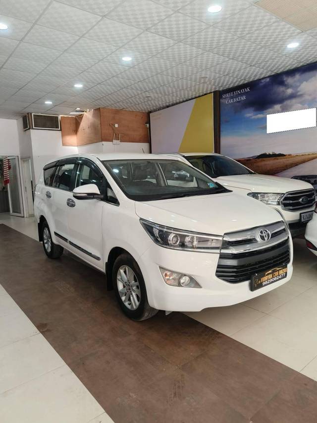 https://images10.gaadi.com/usedcar_image/4573779/original/processed_94f2295823c60e12e817cafc1c236cdf.jpg?imwidth=6400
