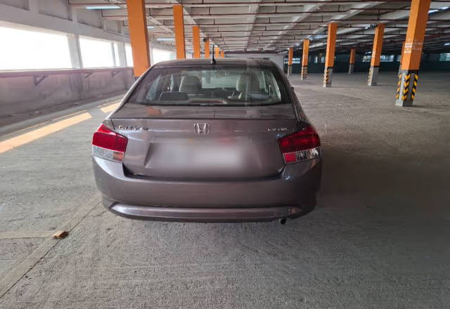 https://images10.gaadi.com/usedcar_image/4573780/original/f02853f7-dec2-4b06-8dd6-961f01158491.?imwidth=6401