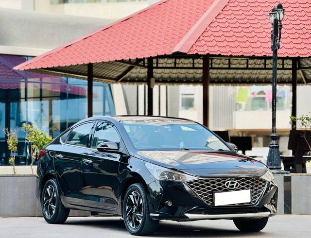 https://images10.gaadi.com/usedcar_image/4573793/original/processed_7e34242909a6a6473fd04f97ab016a3d.jpg?imwidth=6400