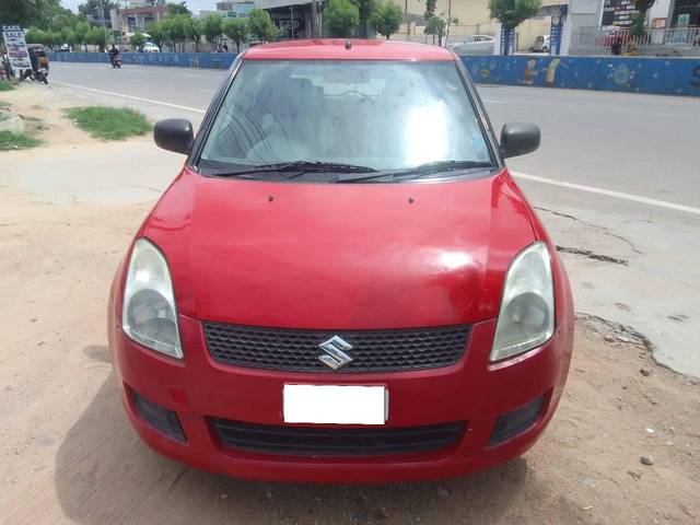 https://images10.gaadi.com/usedcar_image/4573881/original/processed_f9c856cf0b98bebc7304bbd90ac99f6a.jpg?imwidth=6400