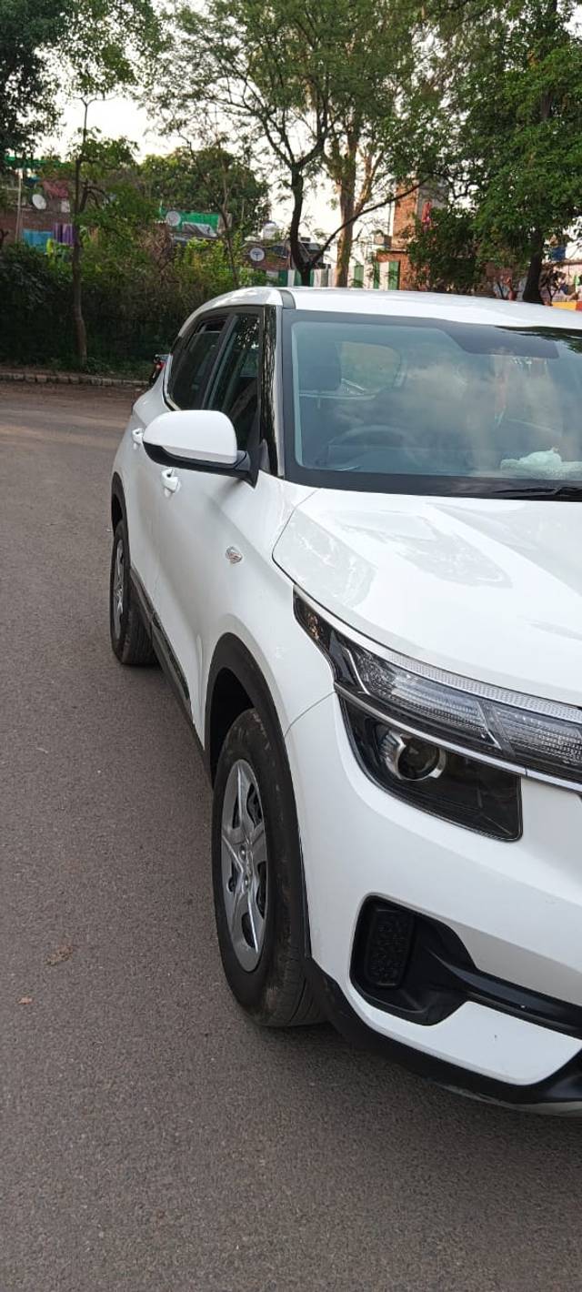 https://images10.gaadi.com/usedcar_image/4573895/original/2d06724458e87bea050323e45dc9e534.jpeg?imwidth=6400