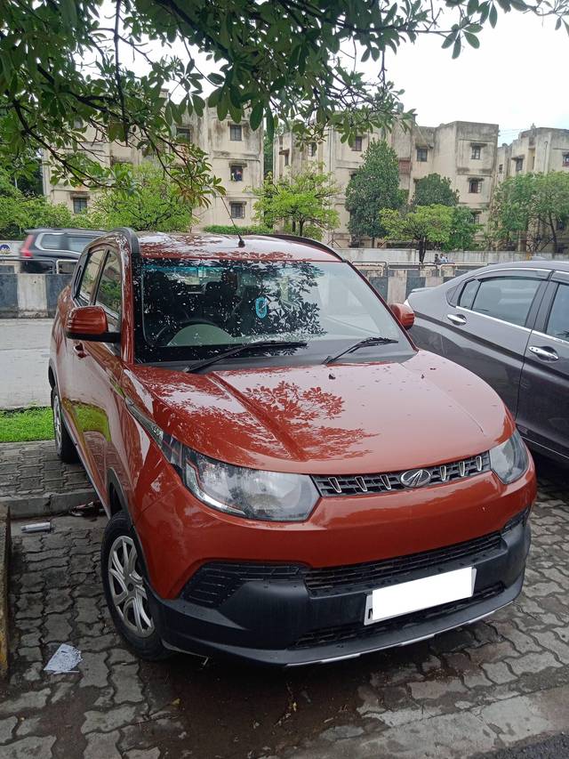 https://images10.gaadi.com/usedcar_image/4573929/original/processed_6bfced794dcccc9469f730e2e1c8a838.jpg?imwidth=6400