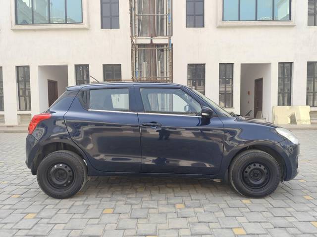 https://images10.gaadi.com/usedcar_image/4573941/original/processed_a30247e1-789c-4a09-8405-a6d45e9da298.jpg?imwidth=6401