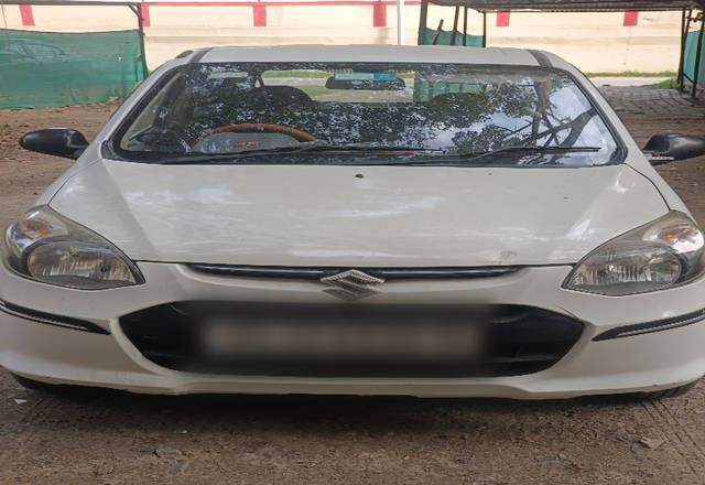 https://images10.gaadi.com/usedcar_image/4573977/original/548618f5-9b10-4f4b-aafb-e1e8c80996ce.?imwidth=6400