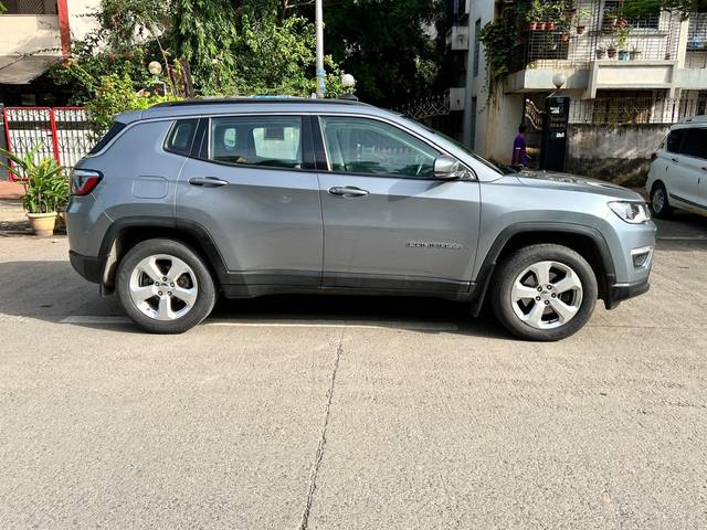 https://images10.gaadi.com/usedcar_image/4573988/original/processed_0b3ea11409c9ee353e0c52a0359a777c.jpg?imwidth=6401
