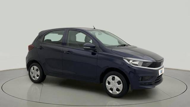 https://images10.gaadi.com/usedcar_image/4574007/original/cb77740641539c5d8ed90fffb6089fea.jpg?imwidth=6400
