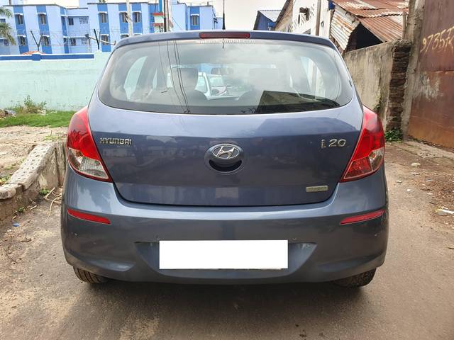 https://images10.gaadi.com/usedcar_image/4574008/original/processed_2fb64ef5b83a5b8c89c2911dfeec4e47.jpg?imwidth=6401