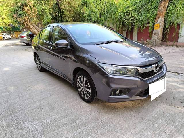 https://images10.gaadi.com/usedcar_image/4574015/original/processed_4496679c201cad7c5aec3471eb9bb20a.jpeg?imwidth=6400
