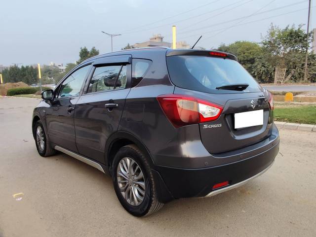 https://images10.gaadi.com/usedcar_image/4574063/original/processed_1c65096d-a6d9-4d7d-8728-ecb922241170.jpg?imwidth=6402