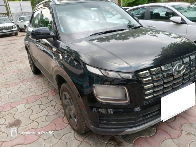 https://images10.gaadi.com/usedcar_image/4574073/original/processed_8916b43f907c181bfe27d841742a9e6f.jpg?imwidth=6400