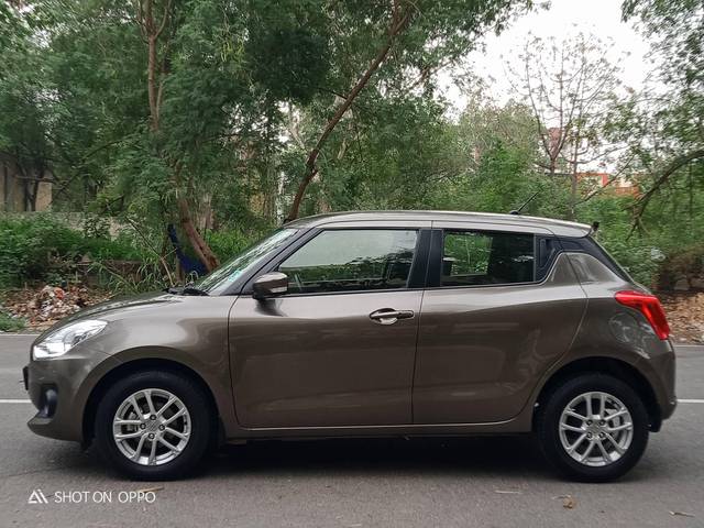 https://images10.gaadi.com/usedcar_image/4574082/original/processed_fb9b3242e3acb04f96076233d7a76d97.jpg?imwidth=6402