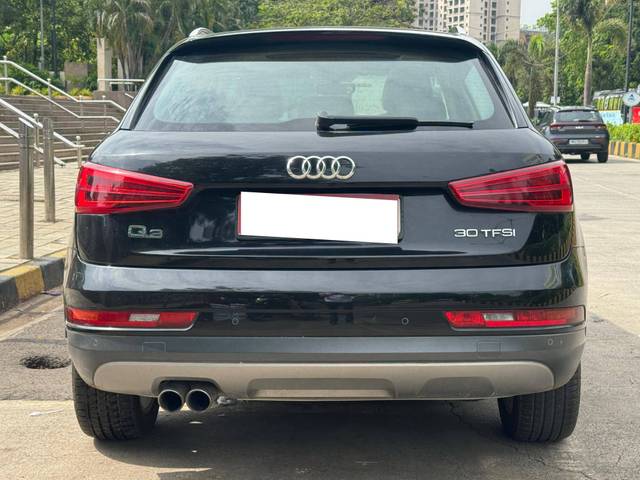 https://images10.gaadi.com/usedcar_image/4574092/original/processed_40300c7b79c95f4ba6eaf66bfc905c61.jpg?imwidth=6402