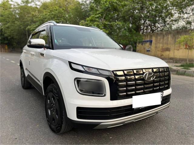 https://images10.gaadi.com/usedcar_image/4574102/original/processed_1cffa235ba39341bffd90d0623009d0f.jpg?imwidth=6400