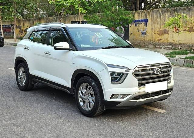 https://images10.gaadi.com/usedcar_image/4574148/original/processed_1a1e5afe3e235baba327771e6a99d5f4.jpg?imwidth=6400