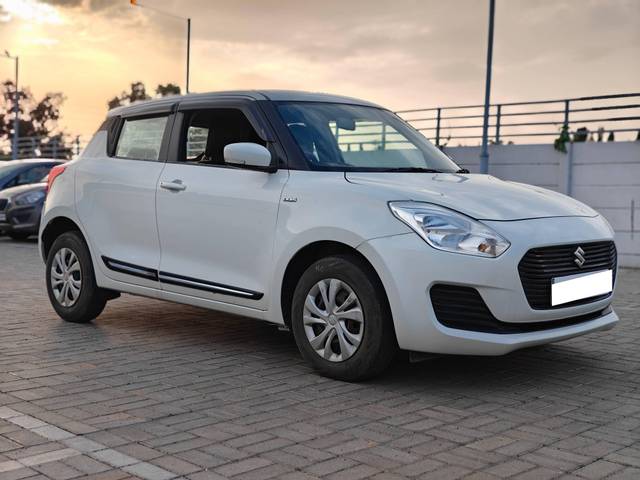 https://images10.gaadi.com/usedcar_image/4574159/original/processed_2e6cc4aac51d918e2d6750cb772fdc1c.jpg?imwidth=6400