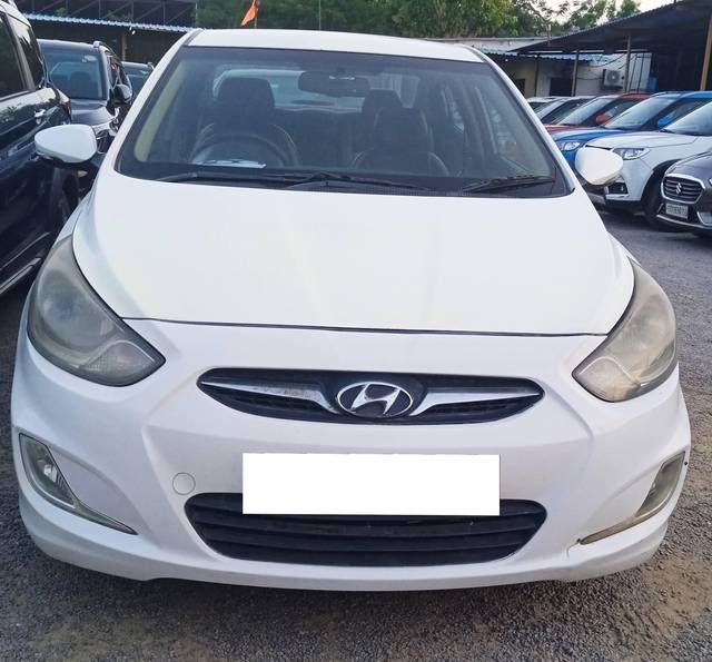 https://images10.gaadi.com/usedcar_image/4574179/original/processed_04f11ff96cee707076927b6207118847.jpg?imwidth=6400