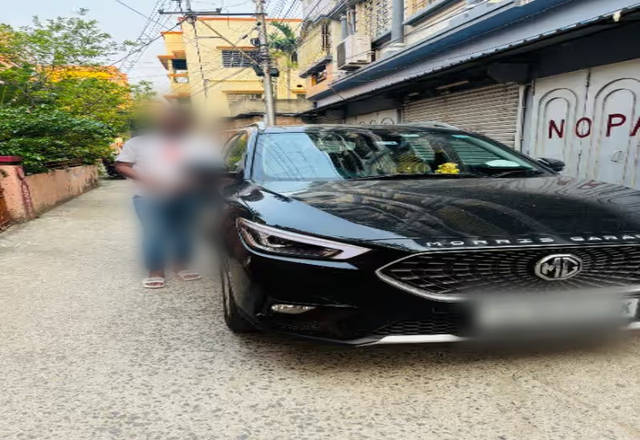 https://images10.gaadi.com/usedcar_image/4574181/original/bcab3b05-6786-45cb-a5bd-f0ffb01c7060.?imwidth=6400