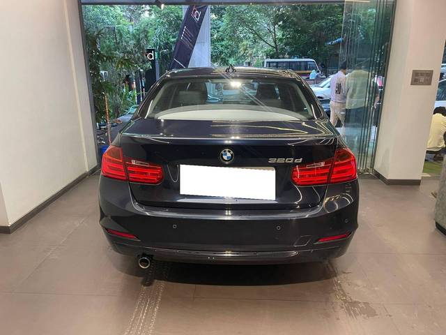 https://images10.gaadi.com/usedcar_image/4574183/original/processed_cc7b3abacb3dfdb00c11888e540c4a20.jpeg?imwidth=6402
