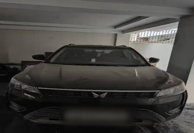 https://images10.gaadi.com/usedcar_image/4574186/original/7634a75f-a3fe-478b-8a2f-4d84a215ce6f.?imwidth=6400