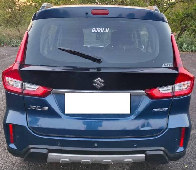 https://images10.gaadi.com/usedcar_image/4574187/original/processed_e3abb9a4e962819c2caabc953911c729.jpg?imwidth=6402