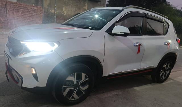 https://images10.gaadi.com/usedcar_image/4574198/original/a3a7e738d87a3ddd4899f55987808054.jpg?imwidth=6400