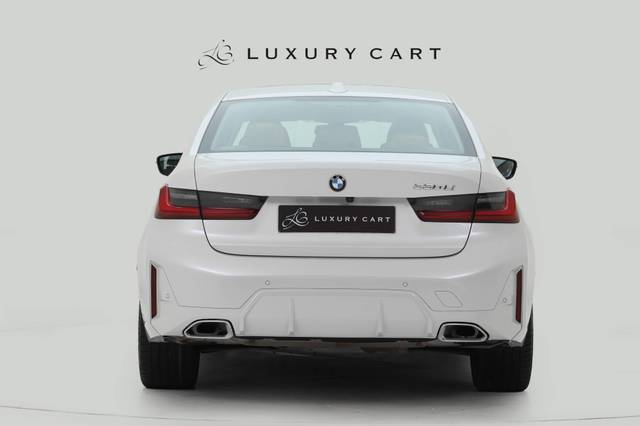 https://images10.gaadi.com/usedcar_image/4574213/original/processed_408fae0e730cd031b51ab63f30479009.jpg?imwidth=6402