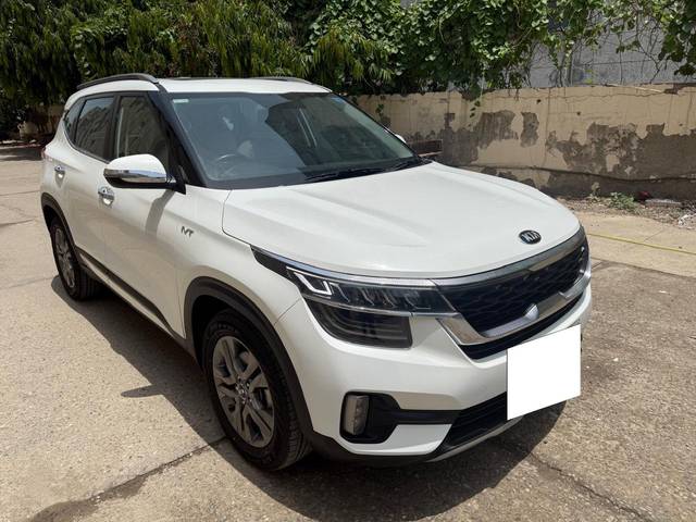 https://images10.gaadi.com/usedcar_image/4574223/original/processed_1d723b82bde6ef5542bef67427d967d8.jpg?imwidth=6401