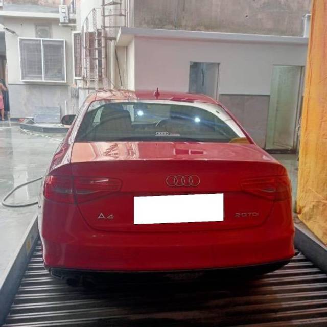 https://images10.gaadi.com/usedcar_image/4574257/original/processed_fe3ded42-9894-4c3c-a231-81f9b3a5869b.jpeg?imwidth=6401