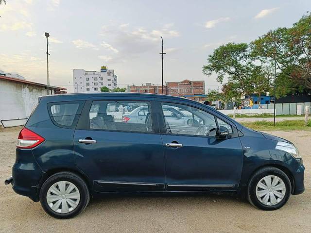 https://images10.gaadi.com/usedcar_image/4574267/original/processed_2d8274413df0314bba7f4d4b80d97b13.jpg?imwidth=6401