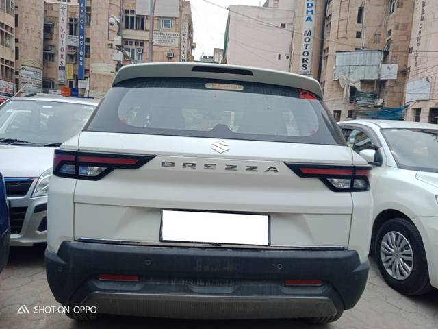 https://images10.gaadi.com/usedcar_image/4574272/original/processed_1ae7b106f72e0e50744e1343d35b7345.jpg?imwidth=6402