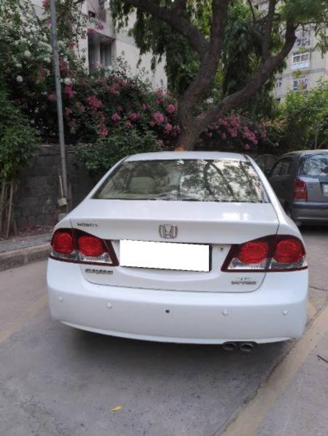 https://images10.gaadi.com/usedcar_image/4574276/original/processed_d8465ddf-bf42-4882-9a28-8a2553085f6f.jpg?imwidth=6401