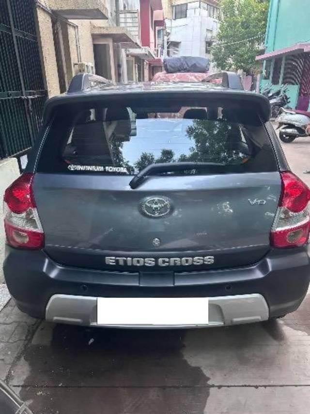 https://images10.gaadi.com/usedcar_image/4574289/original/processed_4c736f7e-d454-46c8-b492-3ae89f983b7e.jpeg?imwidth=6402