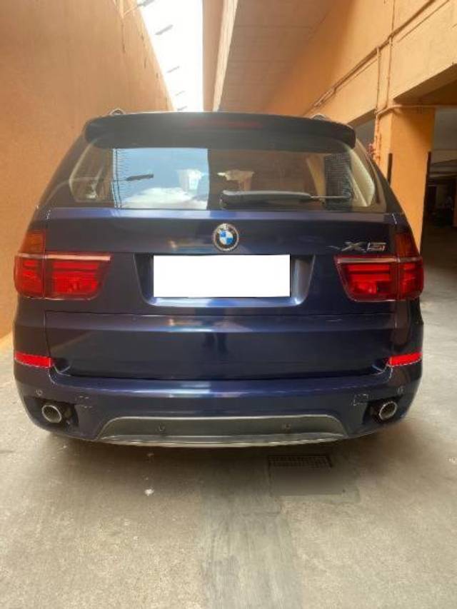 https://images10.gaadi.com/usedcar_image/4574299/original/processed_6d393192-51f9-4cdd-bb1d-0617b2b0d8d4.jpg?imwidth=6401