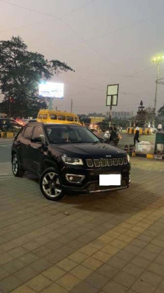 https://images10.gaadi.com/usedcar_image/4574303/original/processed_07d973cb-299d-46aa-96b0-d58ddc88592b.jpeg?imwidth=6400