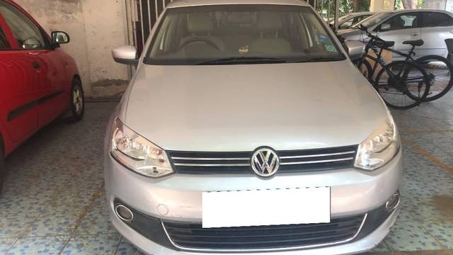 https://images10.gaadi.com/usedcar_image/4574313/original/processed_717e9416-8d29-45b7-a856-4b433b9e4f6c.jpeg?imwidth=6402