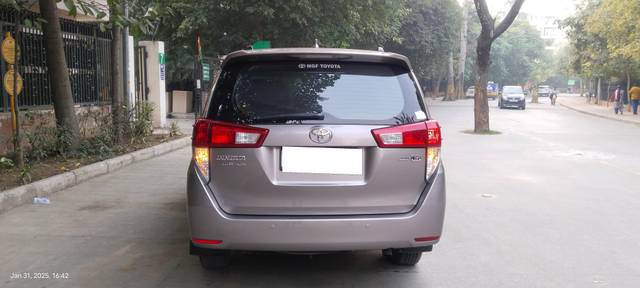 https://images10.gaadi.com/usedcar_image/4574362/original/processed_3766a60a0798e1fdd48dc70d938a1c18.jpg?imwidth=6401
